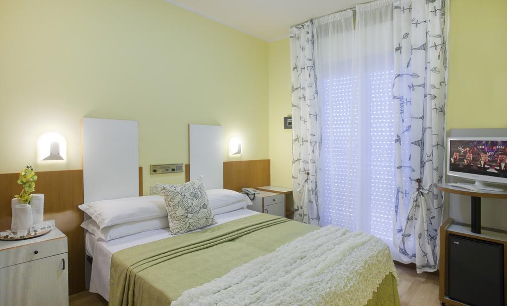 Hotel Bel Air Riccione Ruang foto